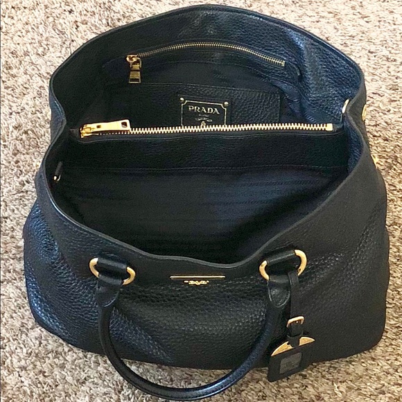 SOLD 😞Prada Black Pebble Leather Vitello Daino - Picture 3 of 10